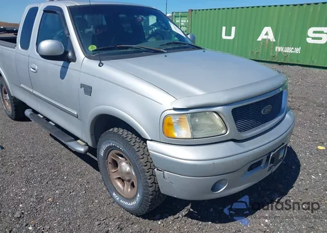 2003 Ford F-150 Lariat/Xl/Xlt from USA, damaged, VIN 2FTRX18LX3CA42972